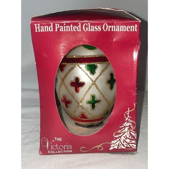 Hand painted glass ornament - Picture 3 of 8